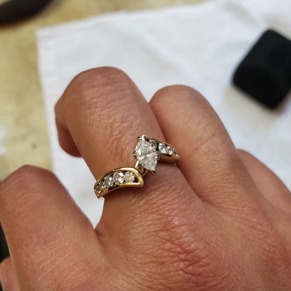 Bundle 4 ttsweetclosest**14k gold Diamond & 18k Emerald Rings, 14k Lapis earring - Picture 3 of 9